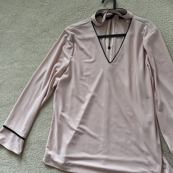 Karl Lagerfeld Top size L - Picture 3 of 3